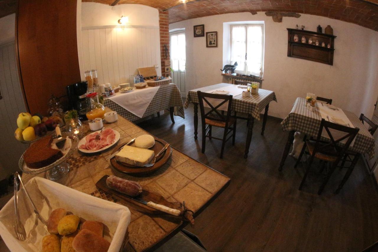 Poggio Dei Farinetti Bed & Breakfast Diano dʼAlba Eksteriør bilde